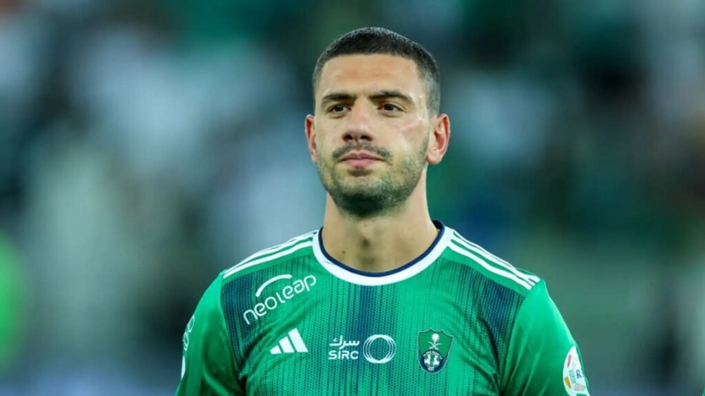 أتليتكو مدريد يرغب في ضم محترف الأهلي