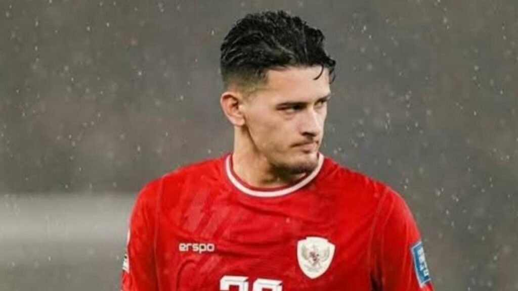 لاعب إندونيسيا يعلق قبل لقاء الأخضر..صورة