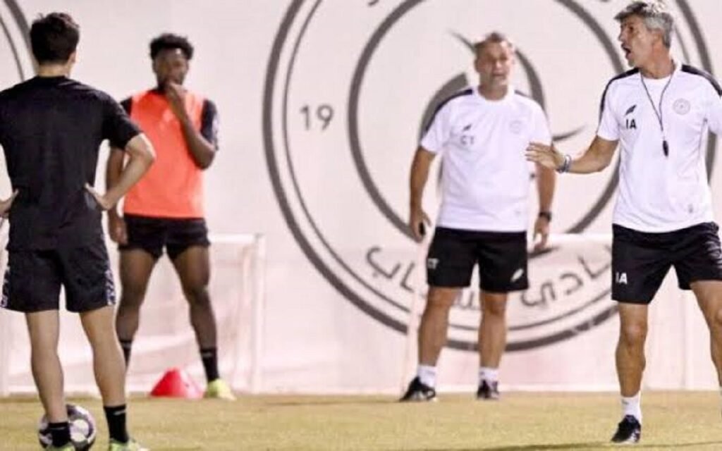 عبد الله الأسطا يغادر منصبه في الشباب لأسباب شخصية