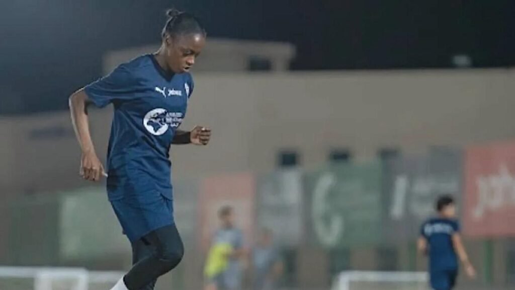 شروق هوساوي تودع الهلال وتقترب من النصر