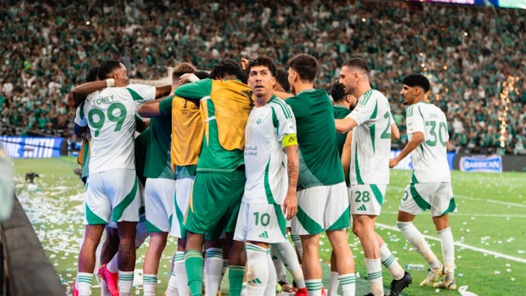 موقف الأهلي من المشاركة في كأس السوبر