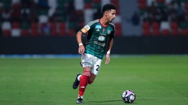 خلاف مالي يؤجل حسم انتقال محمد عبدالرحمن للأهلي