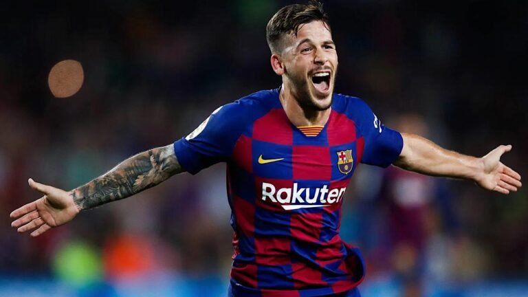 عضة كلب تعطل لاعب برشلونة السابق من الانطلاق مع فريقه