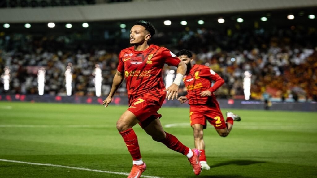 يايسله يوجه اهتمامه لـ تركي العمار وخالد الغنام