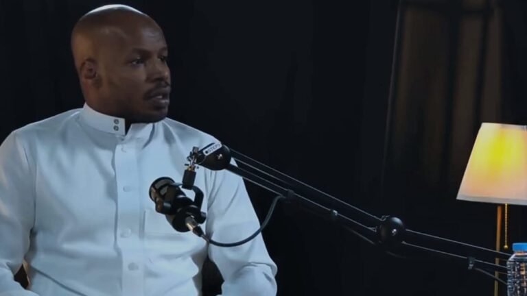 شراحيلي يروي كيف دعمه الهلال خلال أزمة إيقافه: استمروا في صرف راتبي.. تغطية