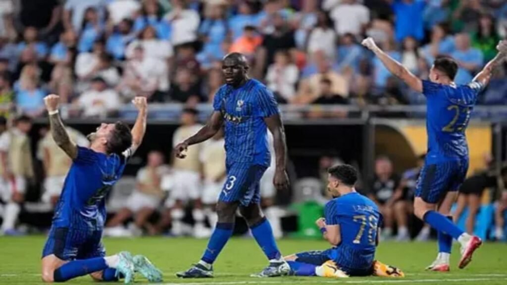 الهلال الواجهة المشرفة للكرة السعودية