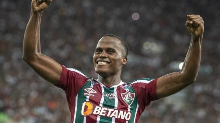 أندية أوروبية وسعودية تتنافس لضم جون أرياس