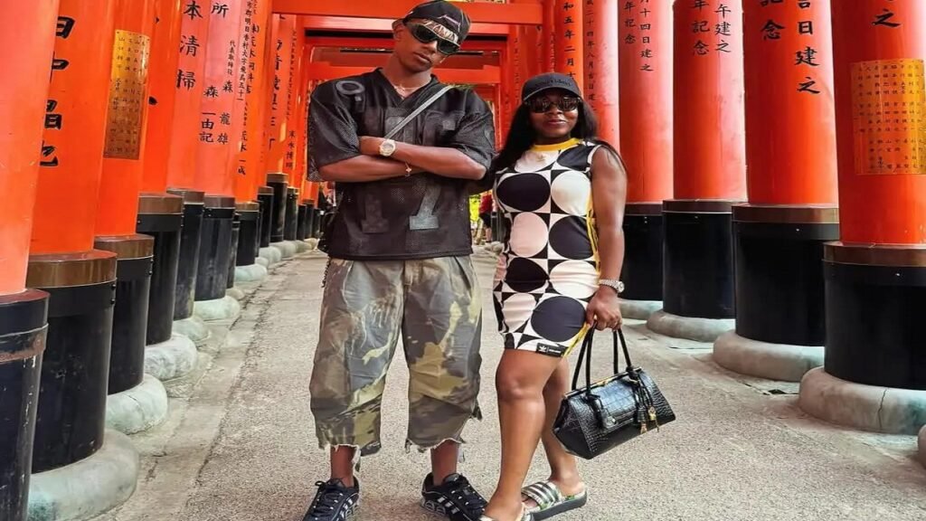 لامين يامال يستغل جولة برشلونة الآسيوية لقضاء وقت عائلي في اليابان