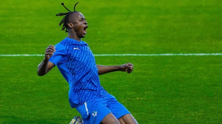 الرياض يتوصل لاتفاق نهائي للتعاقد مع ألفا سيميدو