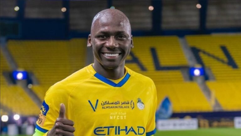 النصر يتفاوض لإعادة عبد الله مادو