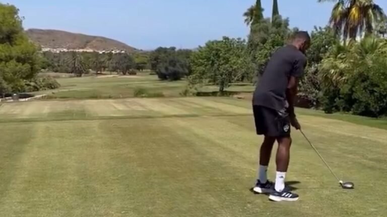 إيفان توني يستعرض مهاراته في الجولف ..تغطية