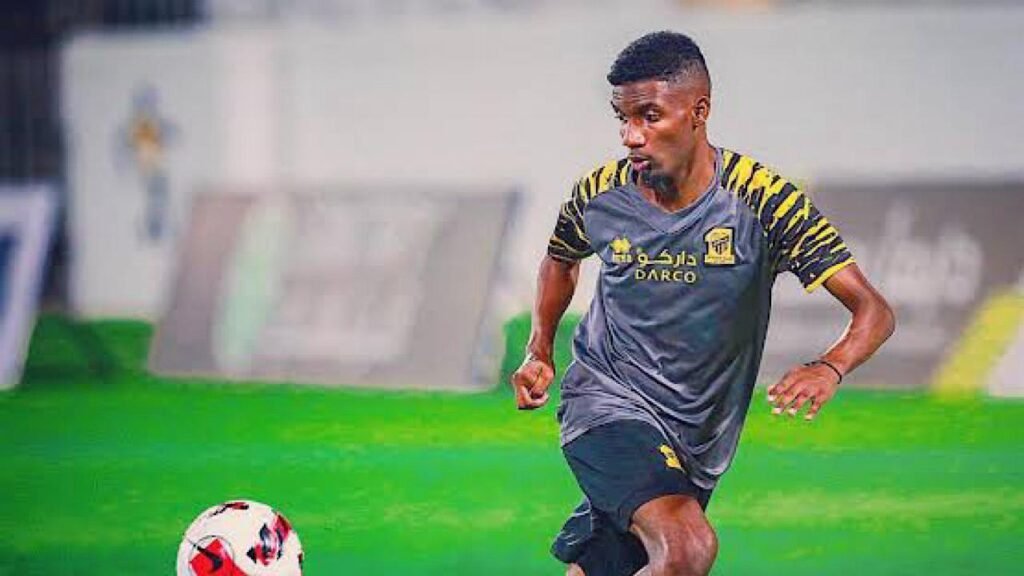 إدارة الرياض تبحث عن إعارة سويلم المنهالي ونواف هوساوي