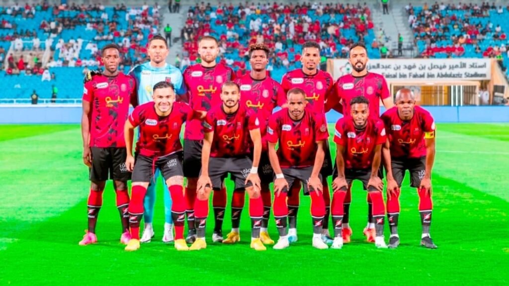 الرياض يخوض مبارياته على ملعب الشباب