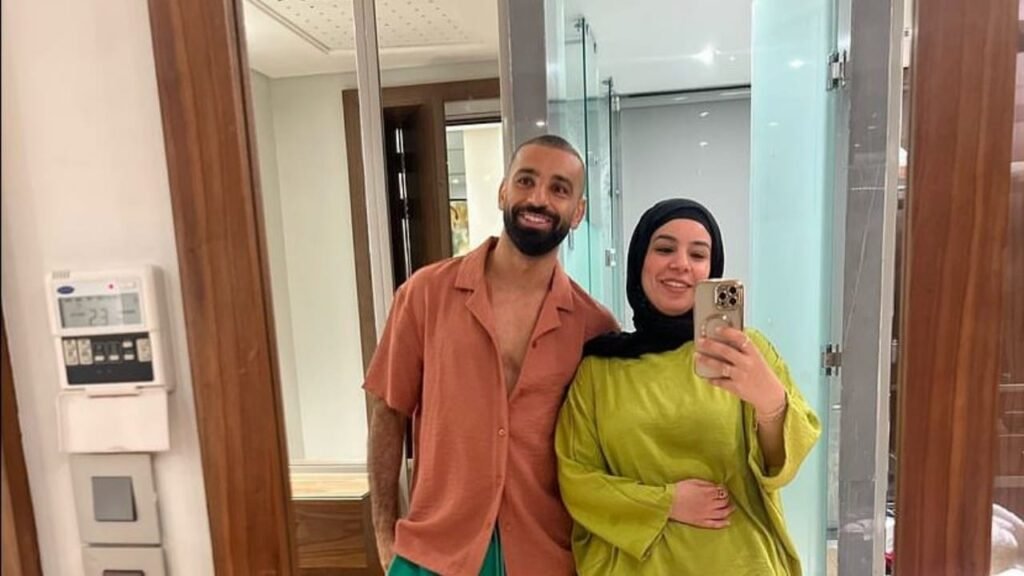 شقيقة محمد صلاح ترفض الرد عليه