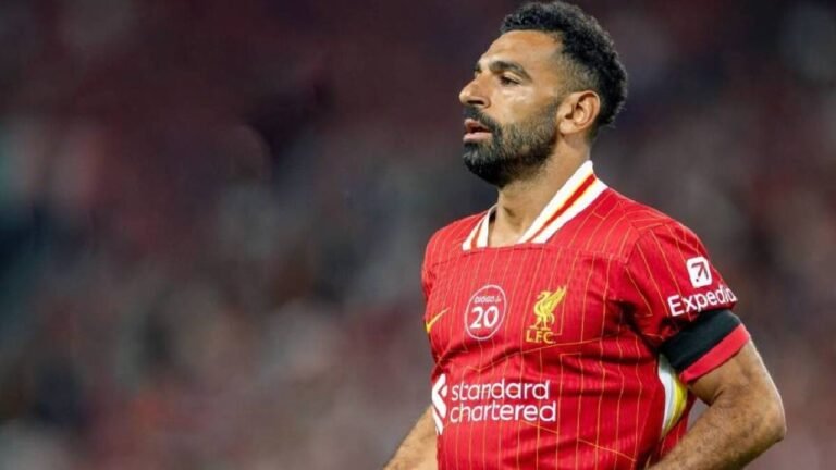 الكمبيوتر العملاق يقصي محمد صلاح من صدارة الهدافين