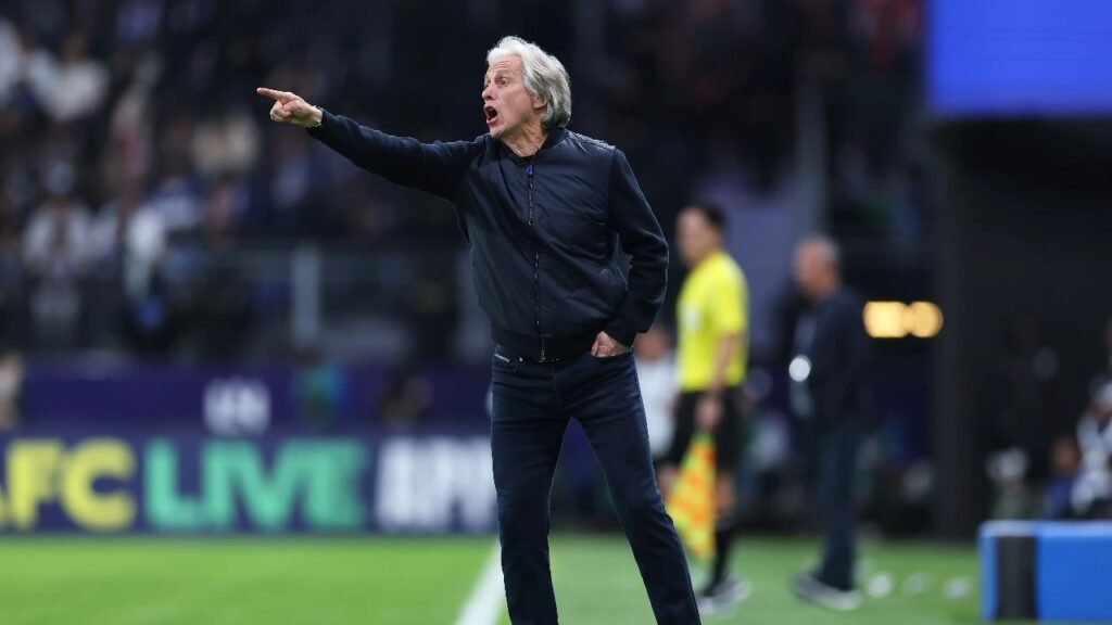 الهلال يصنع مجد المدربين ويضعهم في الصفحات الذهبية للتاريخ .. تغطية