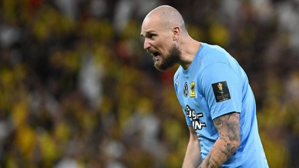 الاتحاد يحسم مسألة التعاقد مع حارس أجنبي بدلاً من رايكوفيتش