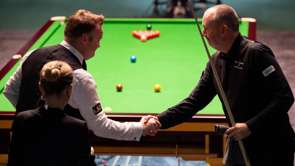 الإنجليزي أوسيلفان يحسم تأهله إلى الدور ربع النهائي من بطولة الماسترز للسنوكر.. وحامل اللقب يغادر .. صور