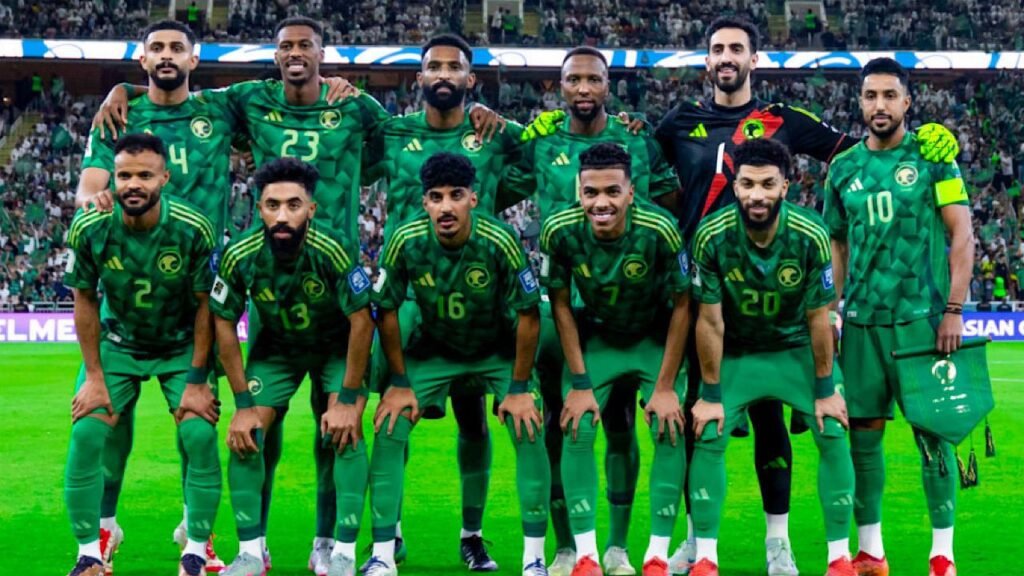 الأخضر يسافر إلى التشيك لإجراء معسكر خارجي