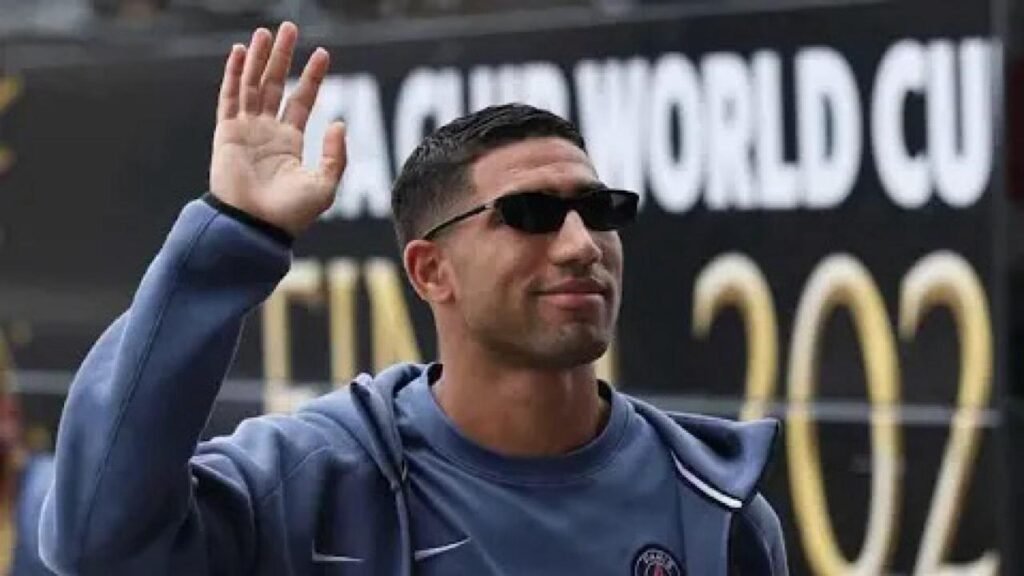 مبادرة مغربية لدعم أشرق حكيمي بعد ترشيحه لجائزة الكرة الذهبية