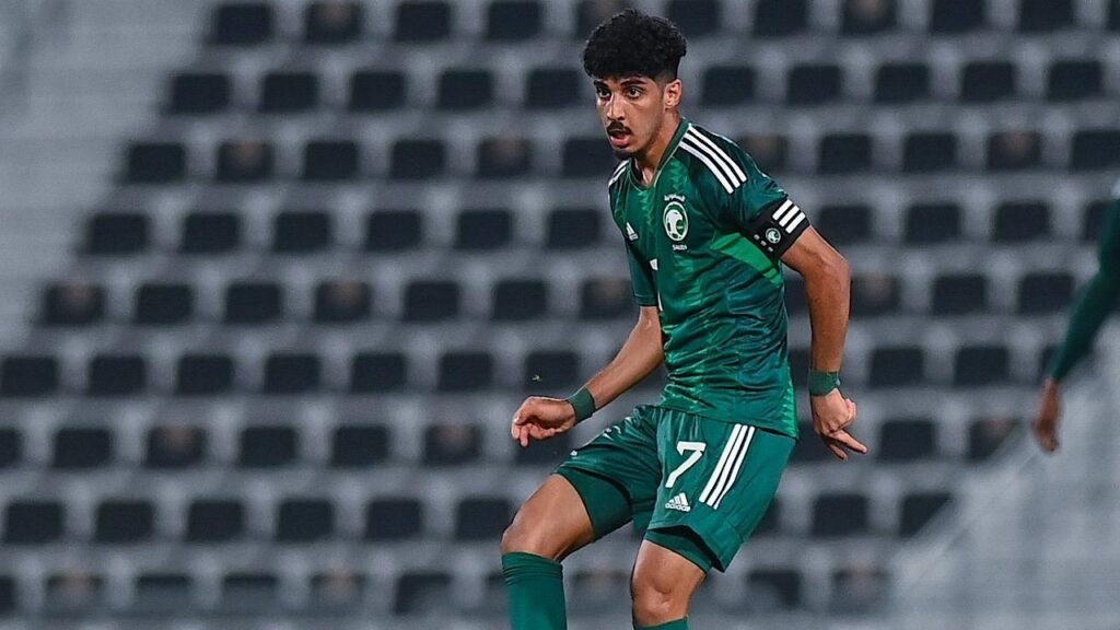 الأهلي يرفض التفريط في زياد الجهني لأي نادٍ محلي