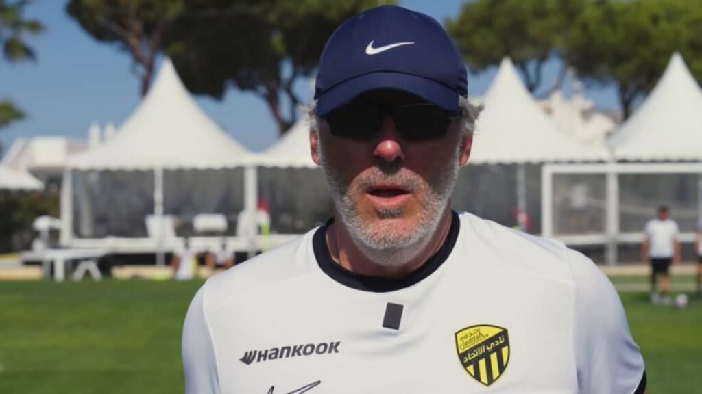 لوران بلان يبعث برسالة لجماهير الاتحاد قبل موقعة النصر في السوبر  ..  تغطية