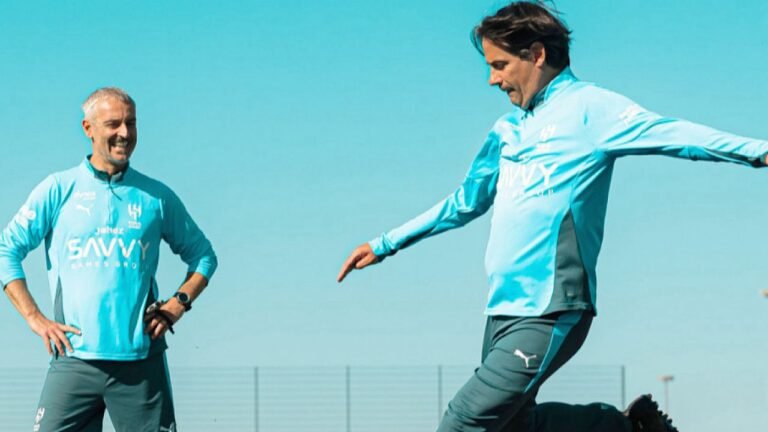 لاعبي الهلال يخضعون لتدريبات بالدراجة الهوائية