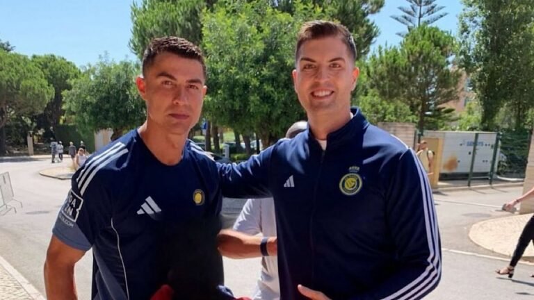 أحدث ظهور لرونالدو مع شبيهه .. صورة