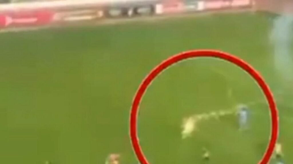 إصابة لاعب بمفرقعات نارية أثناء الاحتفال بالفوز..تغطية