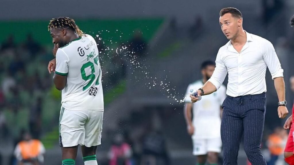 الأهلي يبيع عقد ماكسيمان إلى كلوب أمريكا مقابل 13 مليون يورو