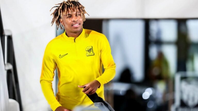 بلان يتمسك بالناشري والصقور يطالب بالرحيل النهائي عن الاتحاد