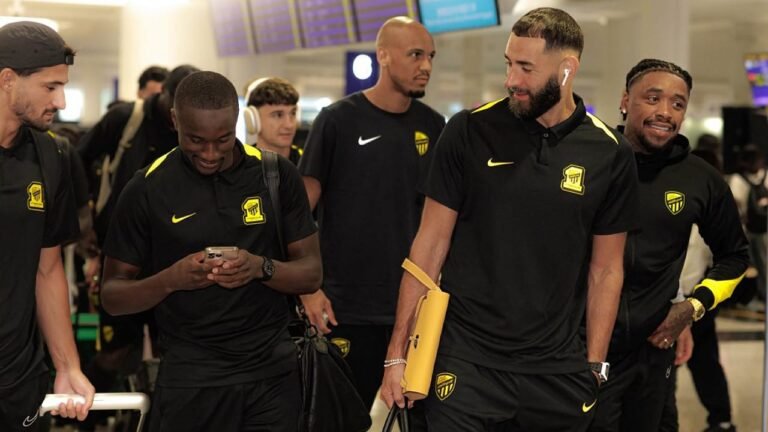 الاتحاد يصل هونغ كونغ استعداداً لكأس السوبر.. صور