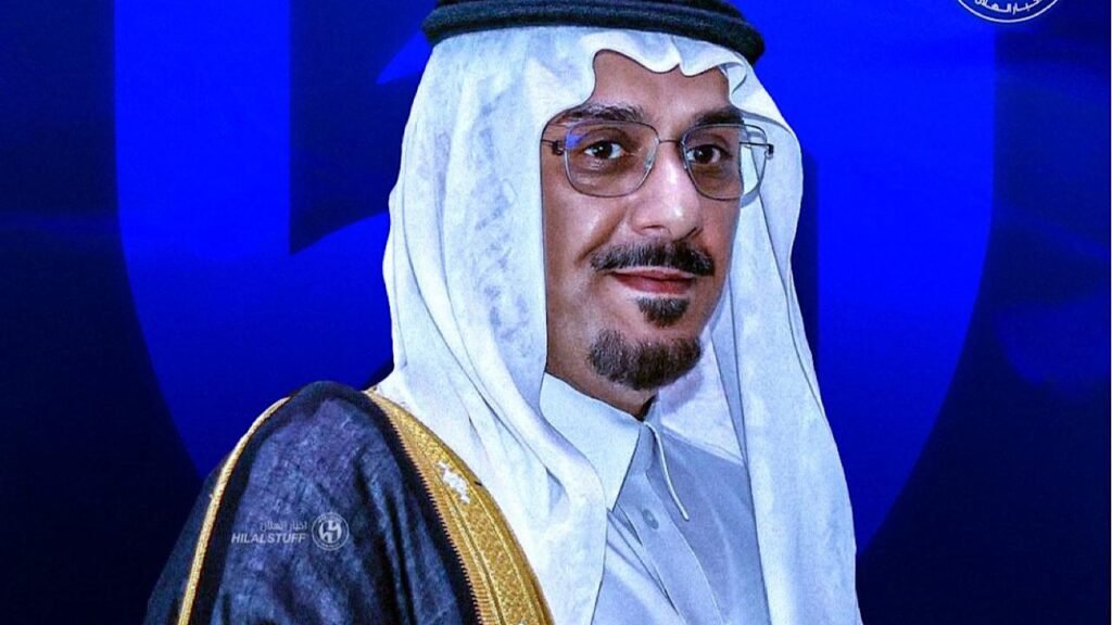 زيارة الأمير نواف بن سعد لباريس تثير التكهنات حول صفقات مرتقبة للهلال