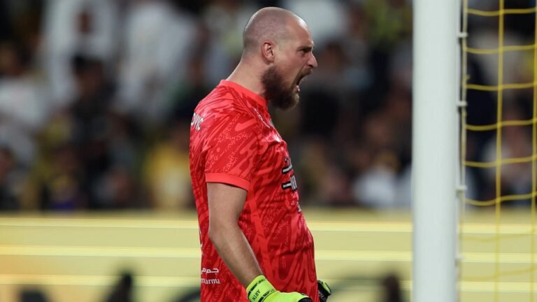 لاعبون يغيبون عن مواجهة الاتحاد والنصر