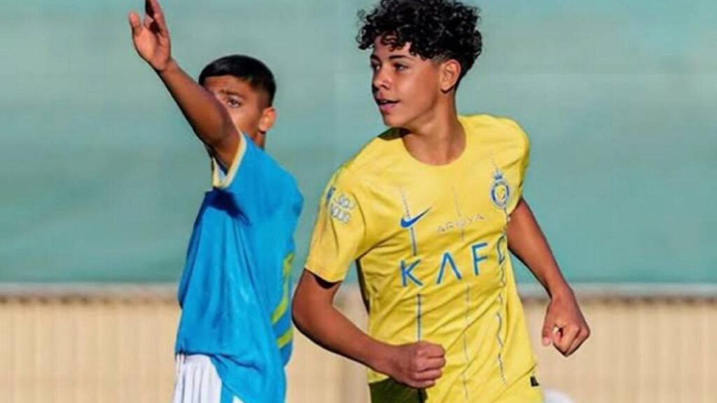 منافسين مرعبين للامين يامال ونجل رونالدو أولهم