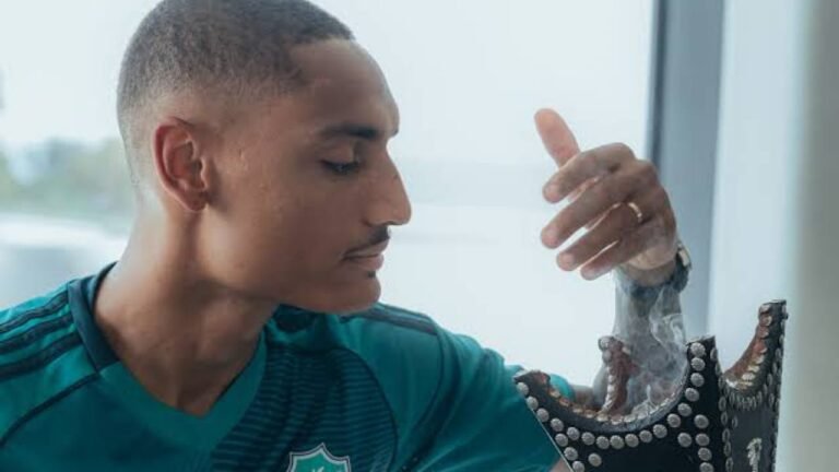 محترف الأهلي: لا يهمنا من نواجه في النهائي .. تغطية