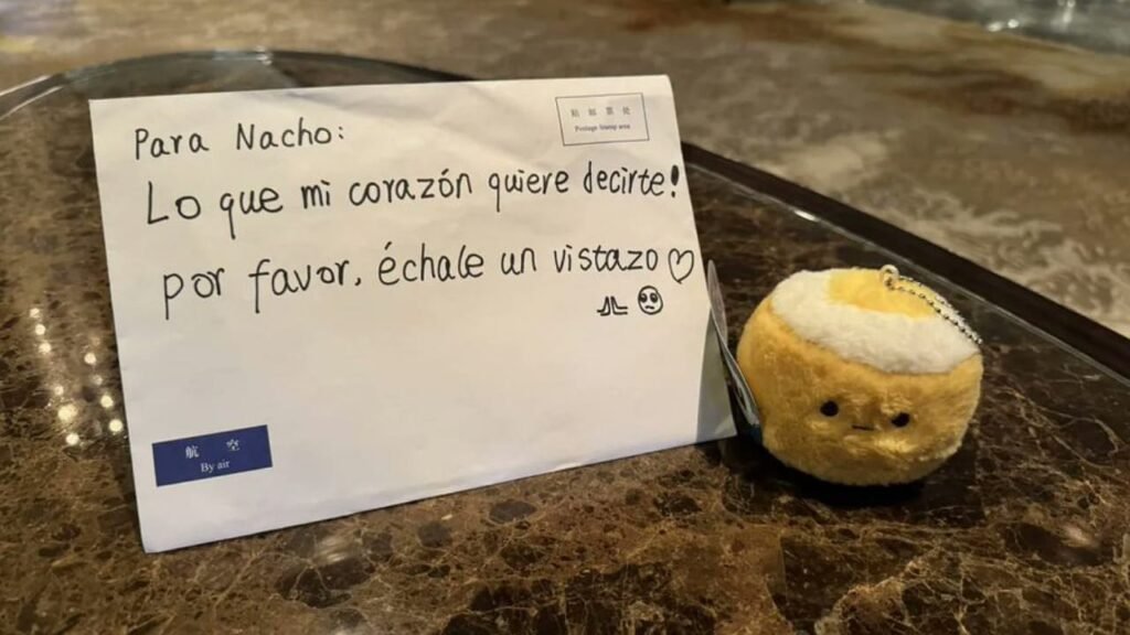 هدايا ورسائل عاطفية تحاصر ناتشو في هونغ كونغ