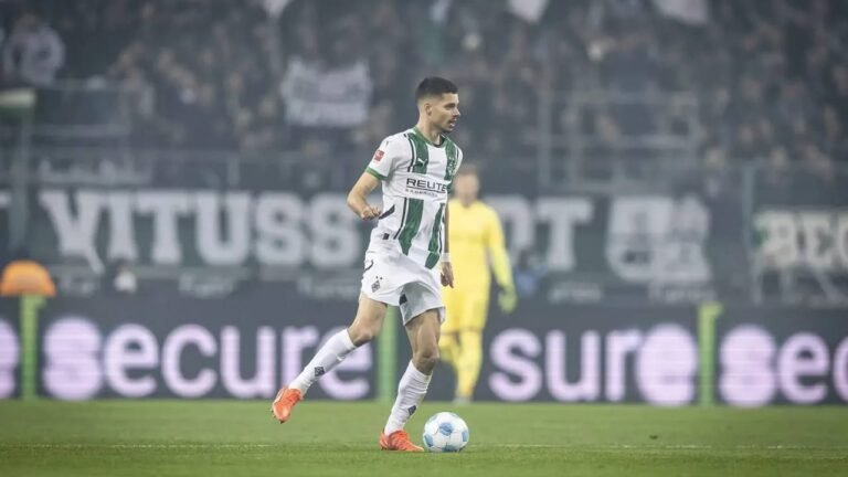 الشباب يتفق مع مونشنغلادباخ على ضم الألماني جوليان فايغل