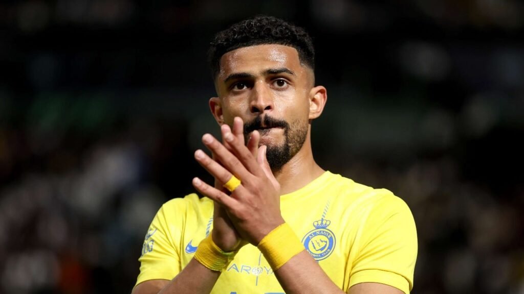 النصر يحدد مستقبل عبدالإله العمري بعد كأس السوبر