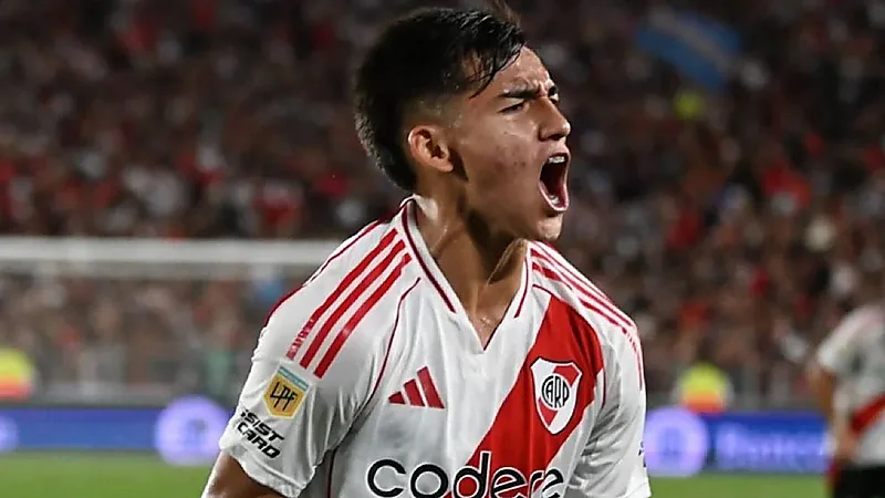 تعثر صفقة تعاقد الهلال مع إيان سوبيابري