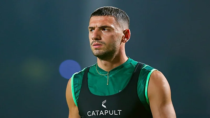 ديميرال: في يوفنتوس كنت دائماً أنظر إلى ما يأكله رونالدو.. تغطية