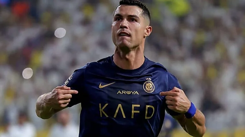 رئيس الاتحاد الباكستاني يورط رونالدو في أزمة الكريكيت مع الهند .. تغطية