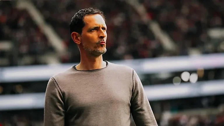 مدرب فرانكفورت توبمولر يرفض 8 ملايين من الاتحاد