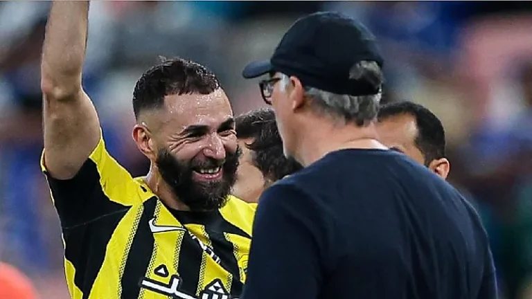 متحدث الاتحاد: بنزيما لم يتدخل في إقالة بلان