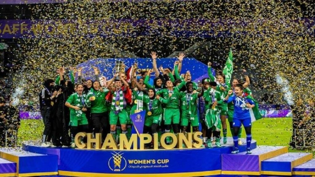 سيدات الأهلي يترقبن الفائز من مواجهة الهلال والترجي