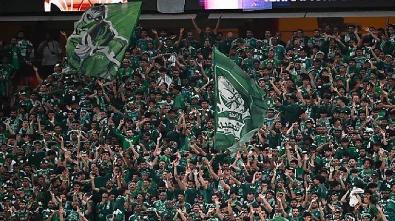 رابطة الأهلي تطالب باعتماد تيفو وبنر لمباراة بيراميدز