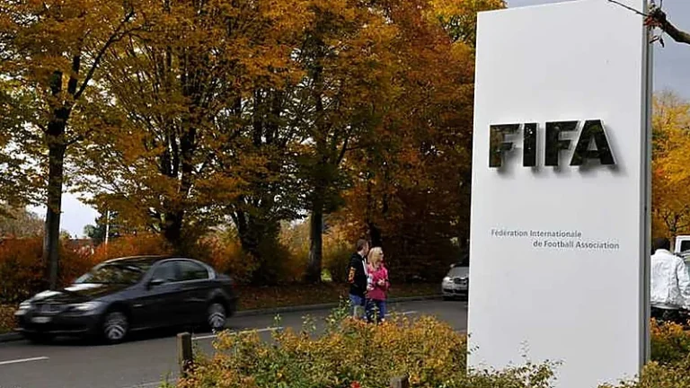 فضيحة كروية: إيقاف 7 لاعبين ماليزيين لعام ومعاقبة الاتحاد بالتزوير