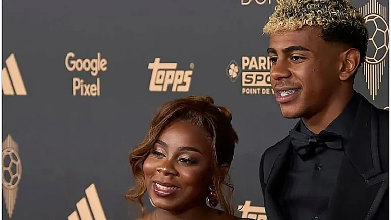 رسالة مؤثرة من والدة لامين يامال لنجلها: قلبي ينفجر فخراً بك