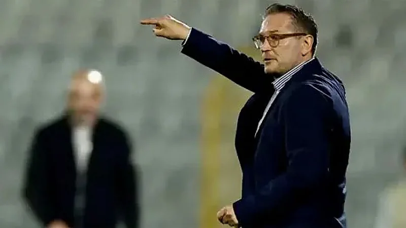 توماسبيرغ يوقّع لنادٍ بولندي ويرفض الأهلي المصري