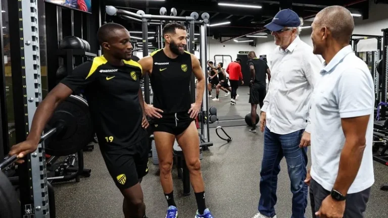 بلان يودّع جماهير الاتحاد بعد رحيله .. تغطية